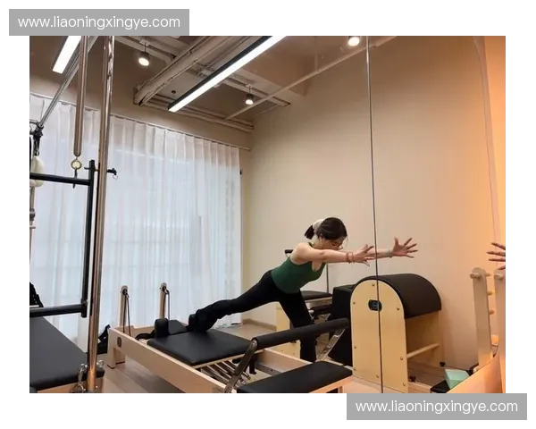 力量训练带全方位提升肌力柔韧与家庭健身效果指南科学安全实用方案